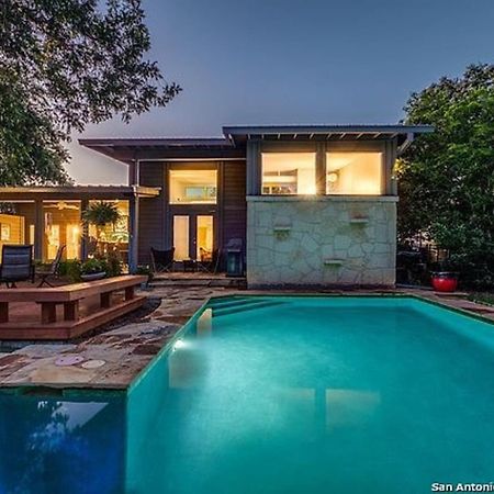Serene Pool & Firepit In Stunning Home By Airport San Antonio Eksteriør bilde