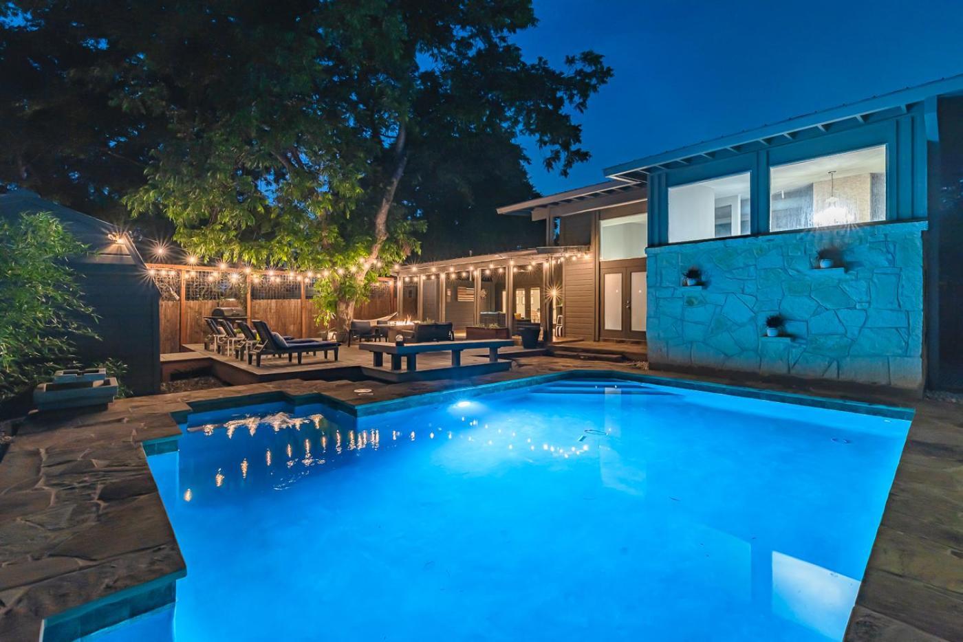 Serene Pool & Firepit In Stunning Home By Airport San Antonio Eksteriør bilde
