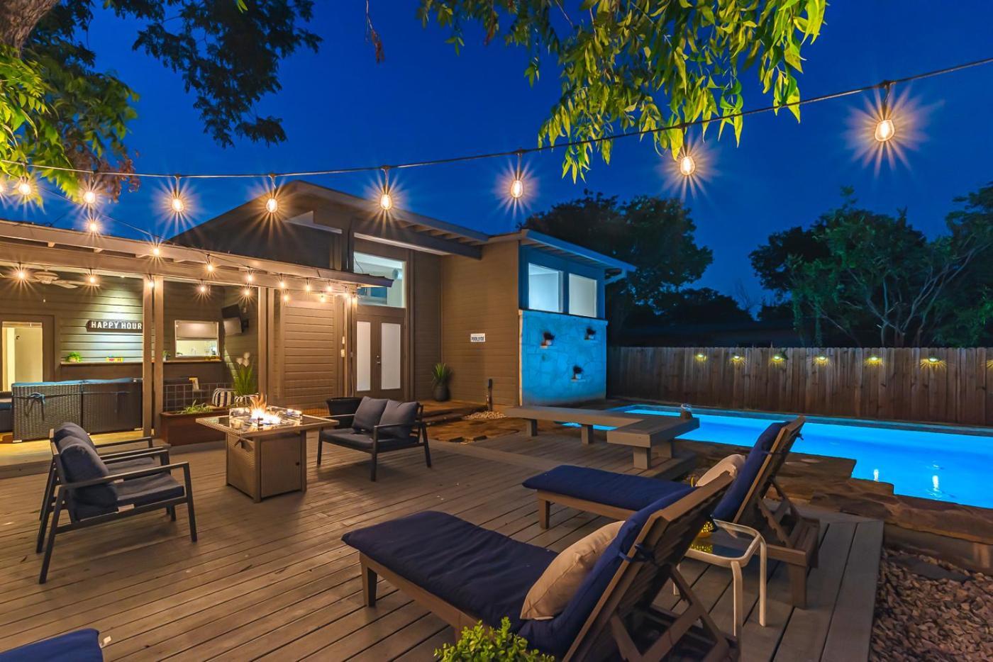 Serene Pool & Firepit In Stunning Home By Airport San Antonio Eksteriør bilde
