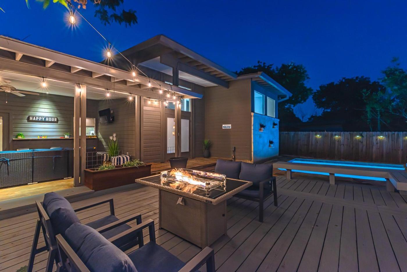 Serene Pool & Firepit In Stunning Home By Airport San Antonio Eksteriør bilde