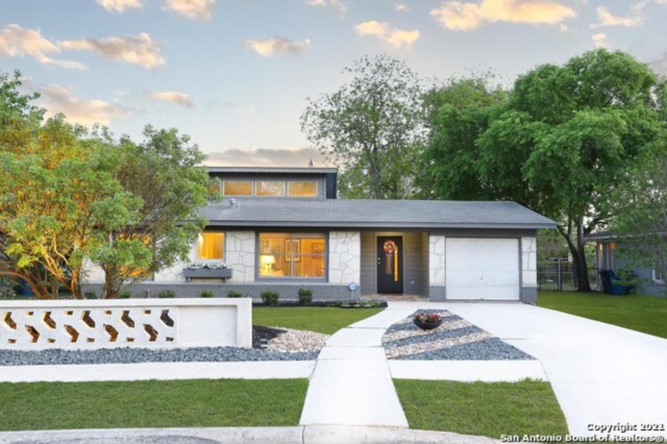 Serene Pool & Firepit In Stunning Home By Airport San Antonio Eksteriør bilde